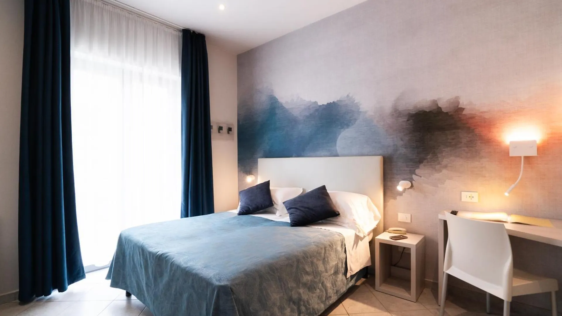 Hotel Sirio Lido di Camaiore 3*,  Italy